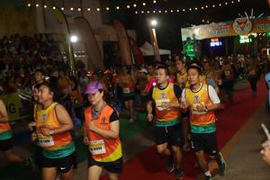 BIB: 00481, 000, 999
                            <button type="button" onclick="openModal(9884781)" class="btn btn-primary btn-sm float-right btn-popup" data-toggle="modal" data-target=".modal-high-quality">
                        <i class="fas fa-shopping-cart"></i> Add to Cart
                    </button>
                                            <button type="button" onclick="isThisMe(9884781, true)" class="btn btn-success btn-sm float-right btn-popup btn-isme hidden" data-toggle="tooltip" data-placement="bottom" title="นี่คือรูปของคุณใช่ไหม คลิกที่นี่เพื่อเอาเข้าอัลบั้ม">
                        <i class="fas fa-plus"></i> Add to album
                    </button>
                    <button type="button" onclick="isThisMe(9884781, false)" class="btn btn-warning btn-sm float-right btn-popup btn-isnotme hidden">
                        <i class="fas fa-ban"></i> Remove from album
                    </button>